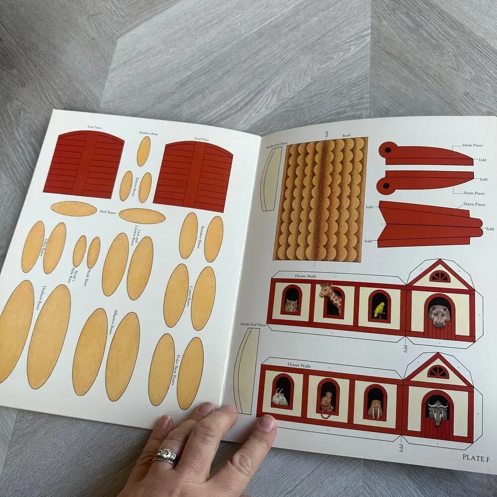 Easy to Make Noah's Ark A.G. Smith Paper Dolls Craft Book Vintage 1989